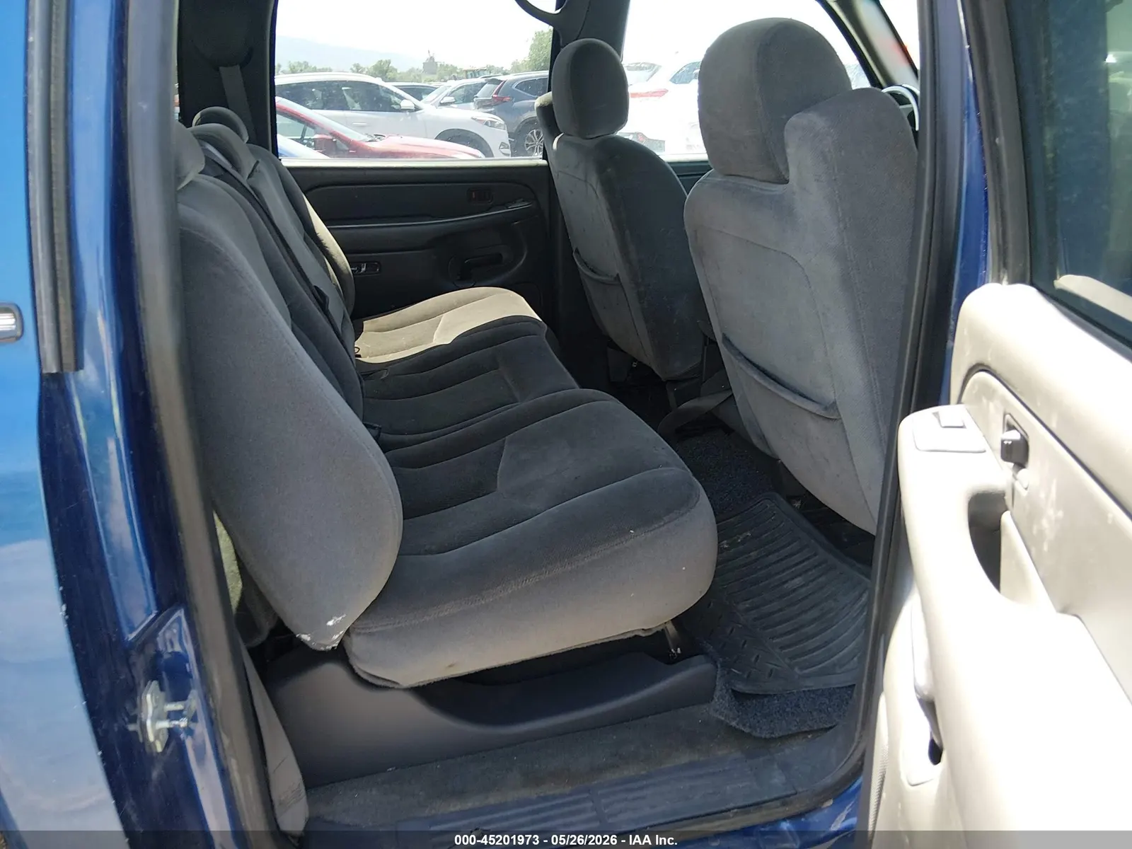 2004 GMC Sierra 2500 Crew Cab SLT