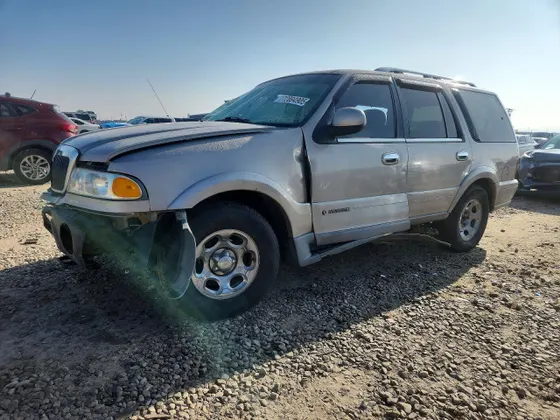 2001 Lincoln Navigator