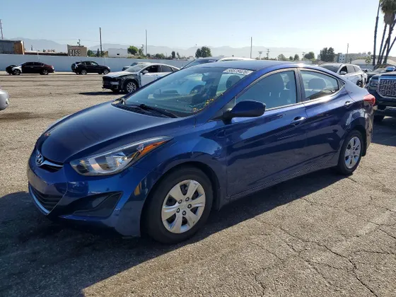2016 Hyundai Elantra SE