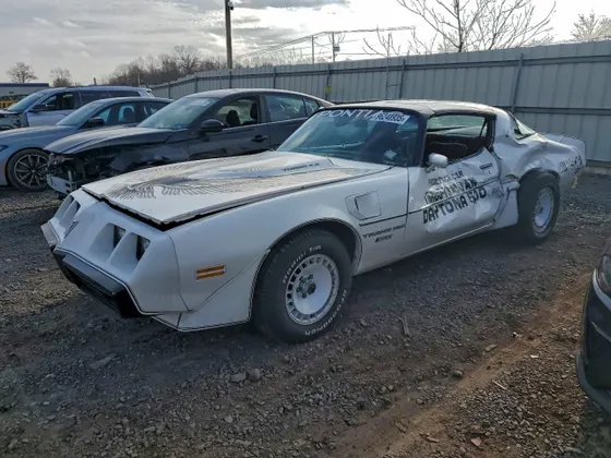 1981 Pontiac Firebird SE