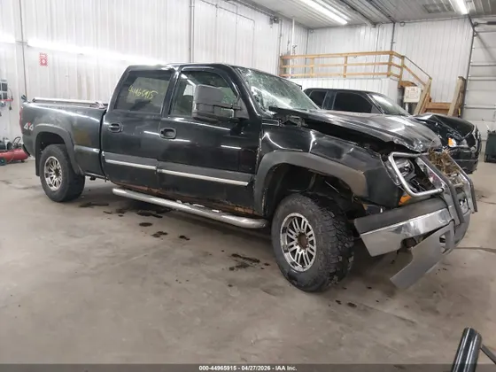 2004 Chevrolet Silverado 2500 Crew Cab LT
