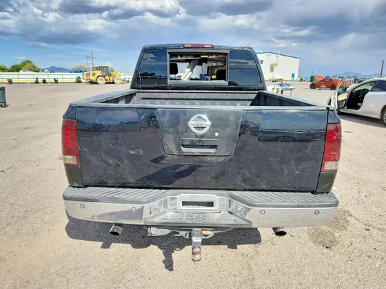 2006 Nissan Titan SE