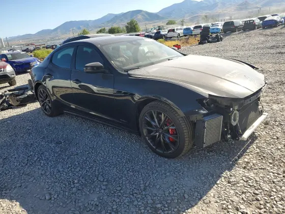 2020 Maserati Ghibli S Q4 GranSport