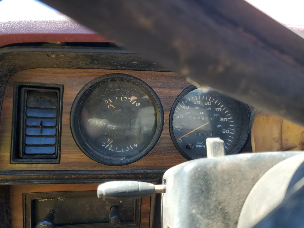 1992 Dodge D250 & W250 W200