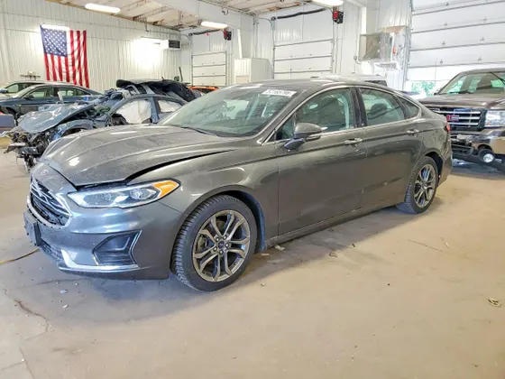 2019 Ford Fusion SEL