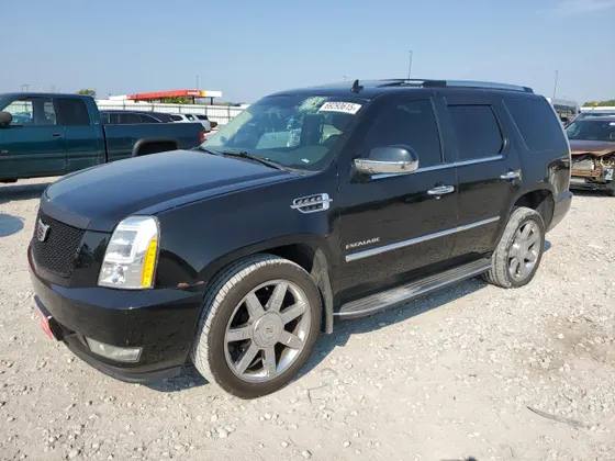 2012 Cadillac Escalade Luxury