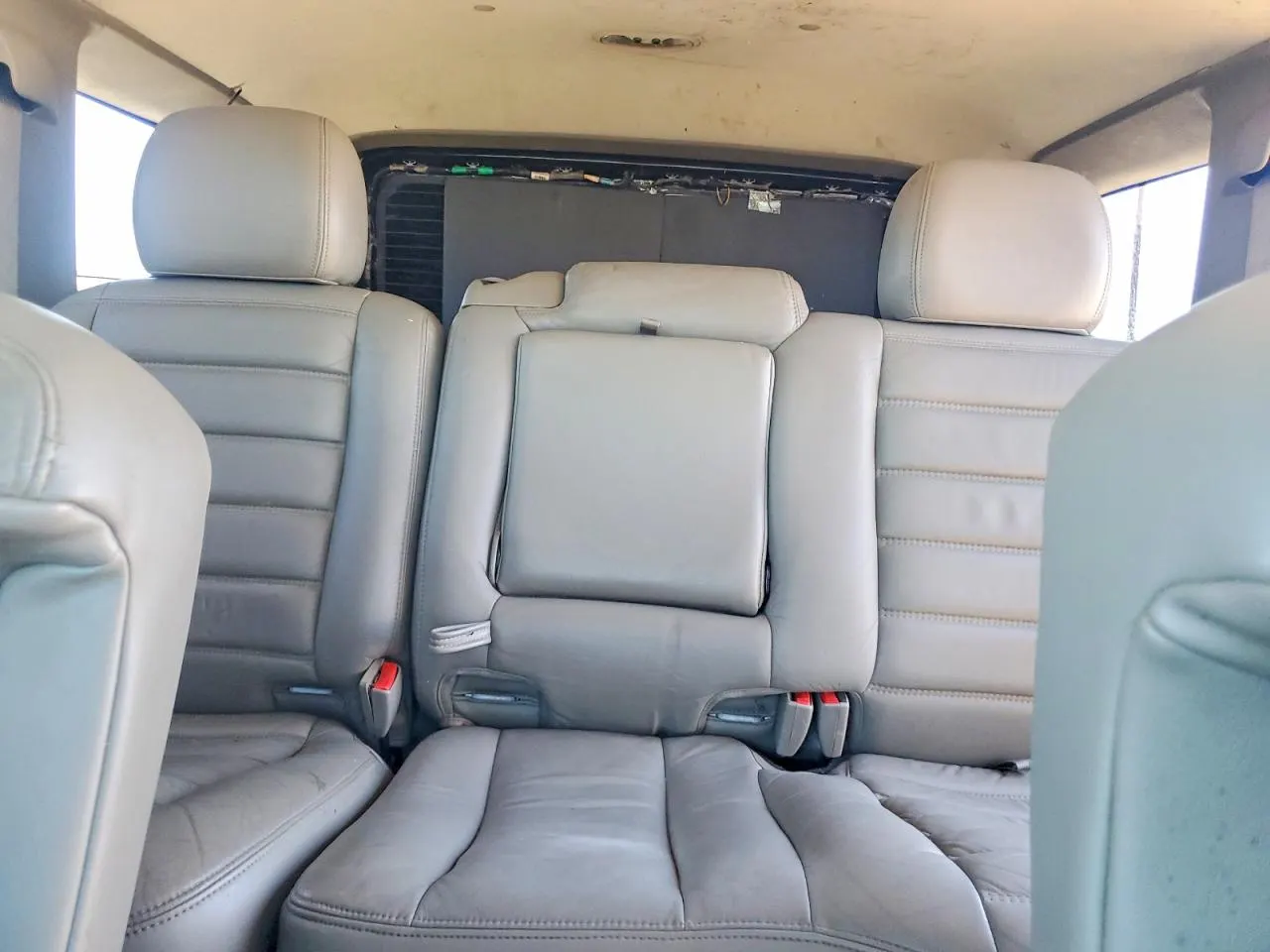2004 HUMMER H2