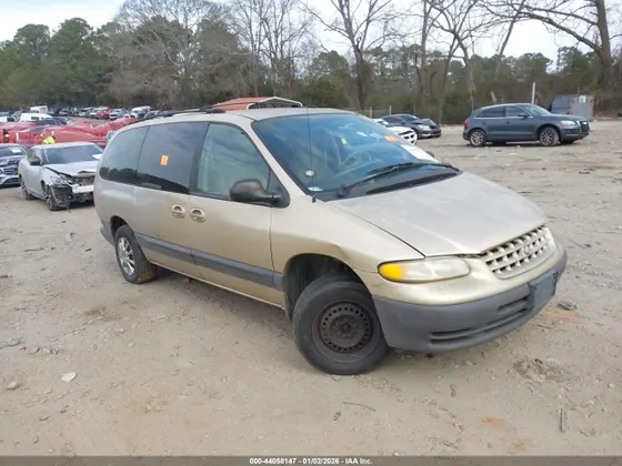 2000 Plymouth Voyager SE