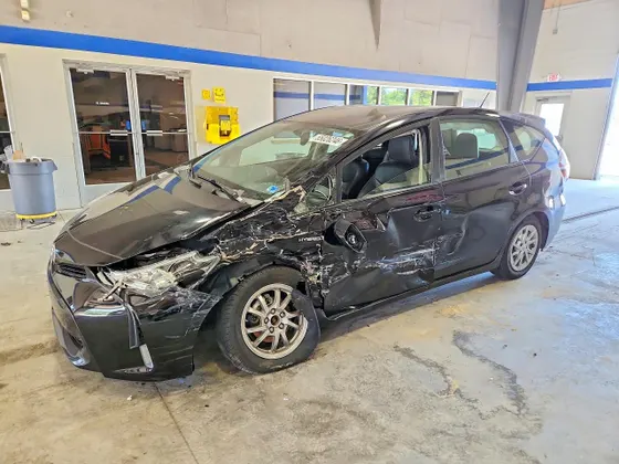 2017 Toyota Prius v Three