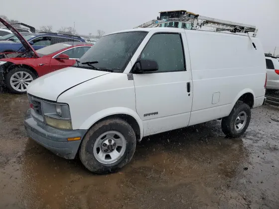 2001 GMC Safari Cargo Van XT