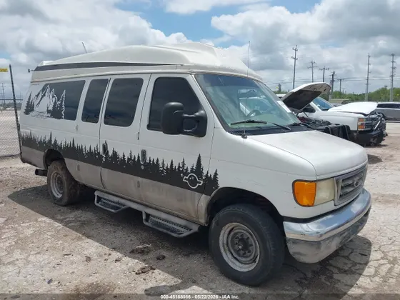 2003 Ford Econoline Wagon XL