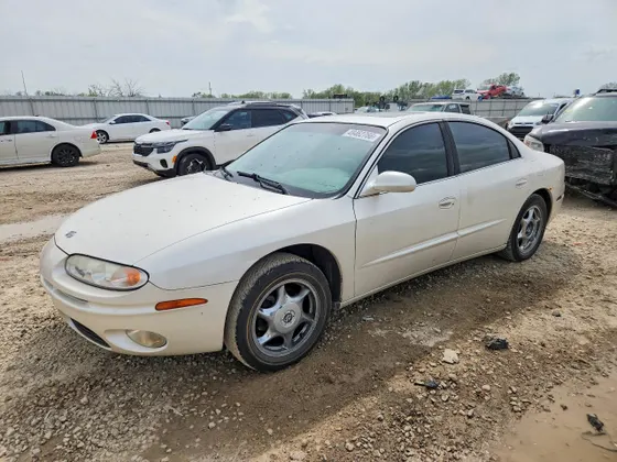 2003 Oldsmobile Aurora