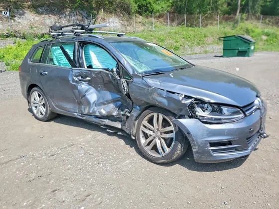 2016 Volkswagen Golf SportWagen TSI S