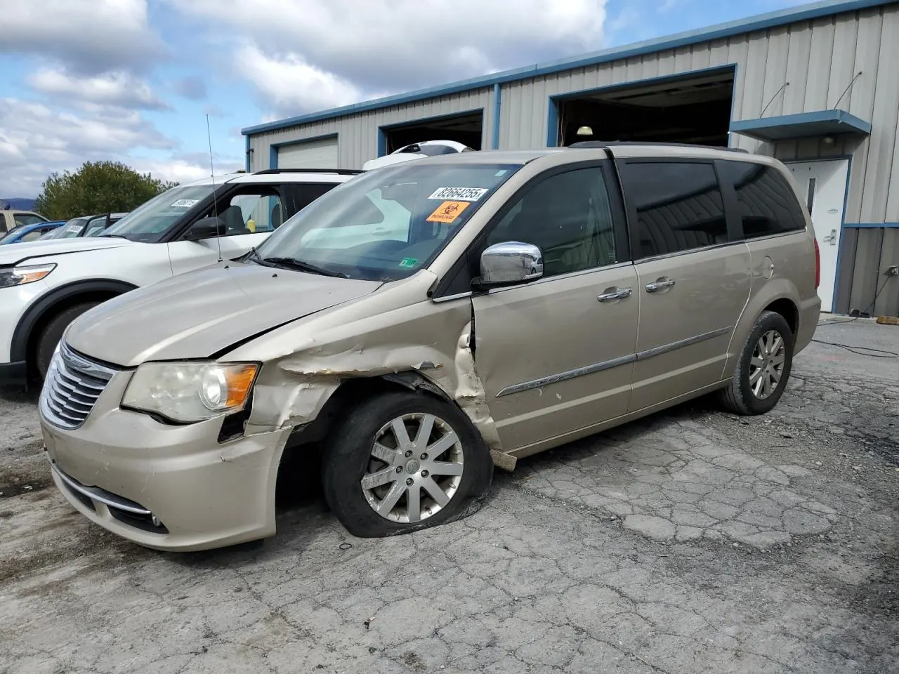 2012 Chrysler Town & Country Touring-L
