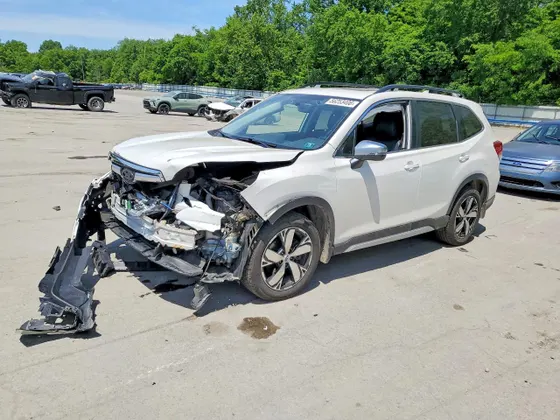 2020 Subaru Forester Touring