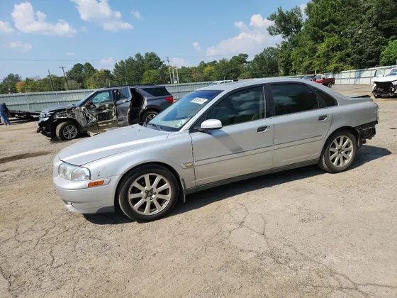 2005 Volvo S80 2.5T