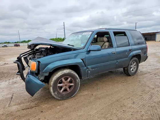 1999 GMC Denali