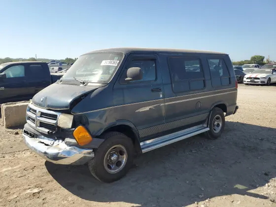 1999 Dodge Ram Van B1500