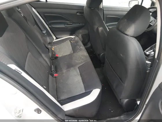 2020 Nissan Versa SV