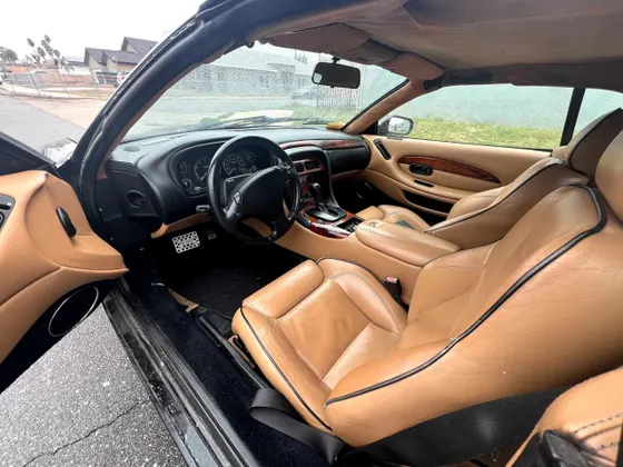 2001 Aston Martin DB7 Vantage