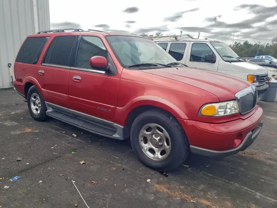 2002 Lincoln Navigator