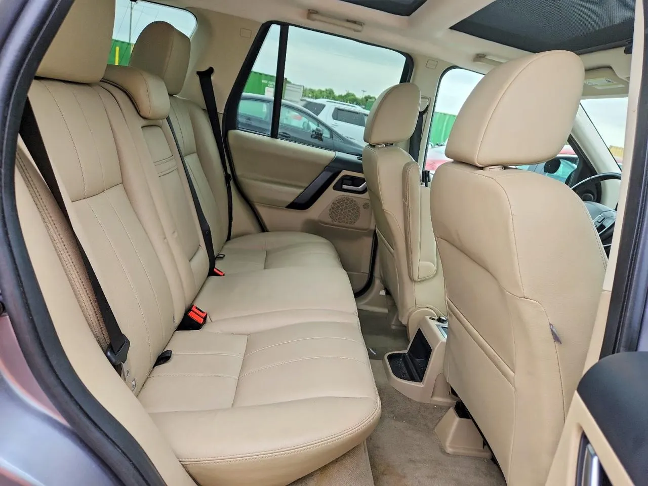 2012 Land Rover LR2 HSE