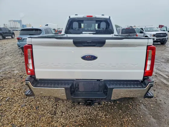 2025 Ford Super Duty F-350 DRW XLT