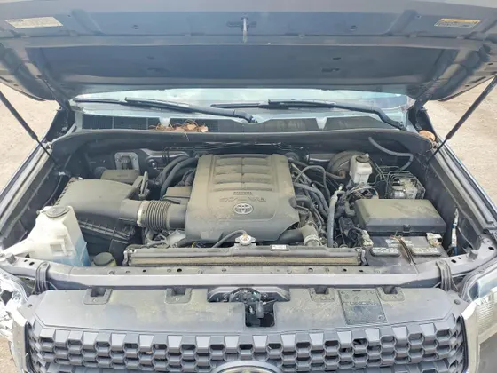 2021 Toyota Tundra 2WD SR5