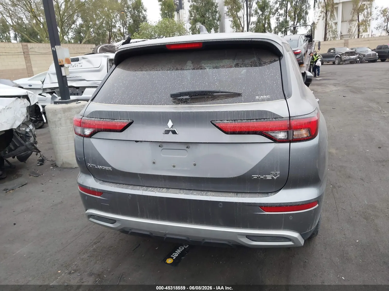 2023 Mitsubishi Outlander PHEV SE
