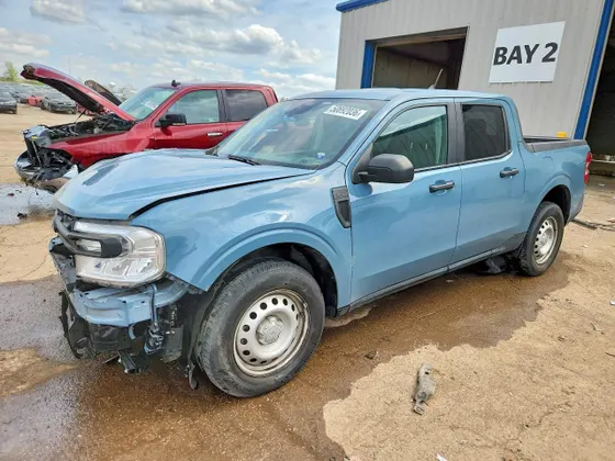 2022 Ford Maverick XL