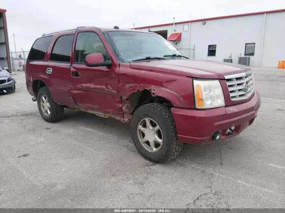 2004 Cadillac Escalade STANDARD