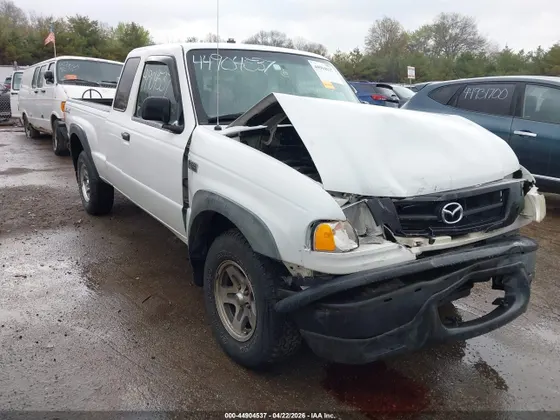 2004 Mazda B-Series 4WD Truck SE