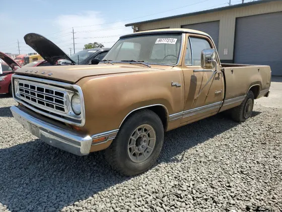1975 Dodge RAM PICKUP