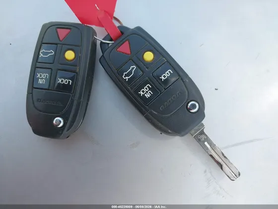 2004 Volvo V70 XC70