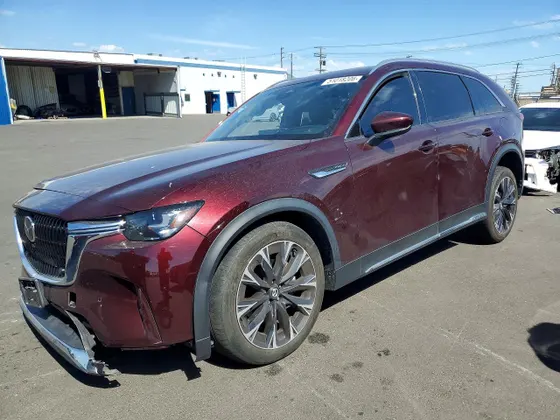 2024 Mazda CX-90 PHEV Premium Plus
