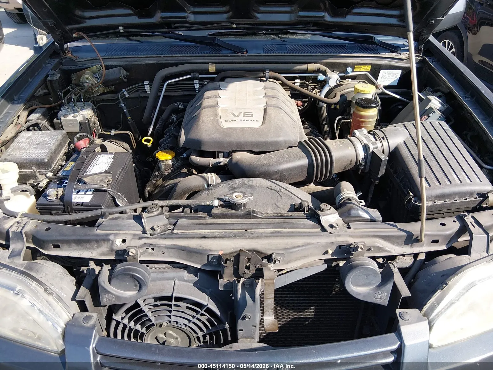 2002 Isuzu Axiom XS