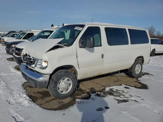 2006 Ford Club Wagon XL
