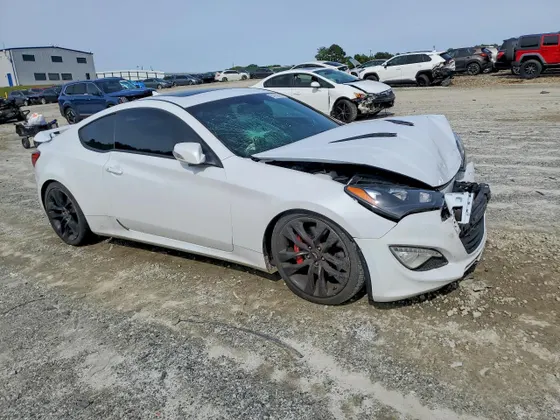 2015 Hyundai Genesis Coupe 3.8L Ultimate