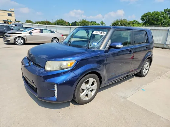 2014 Scion xB