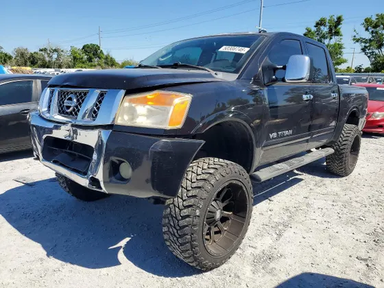 2011 Nissan Titan SL