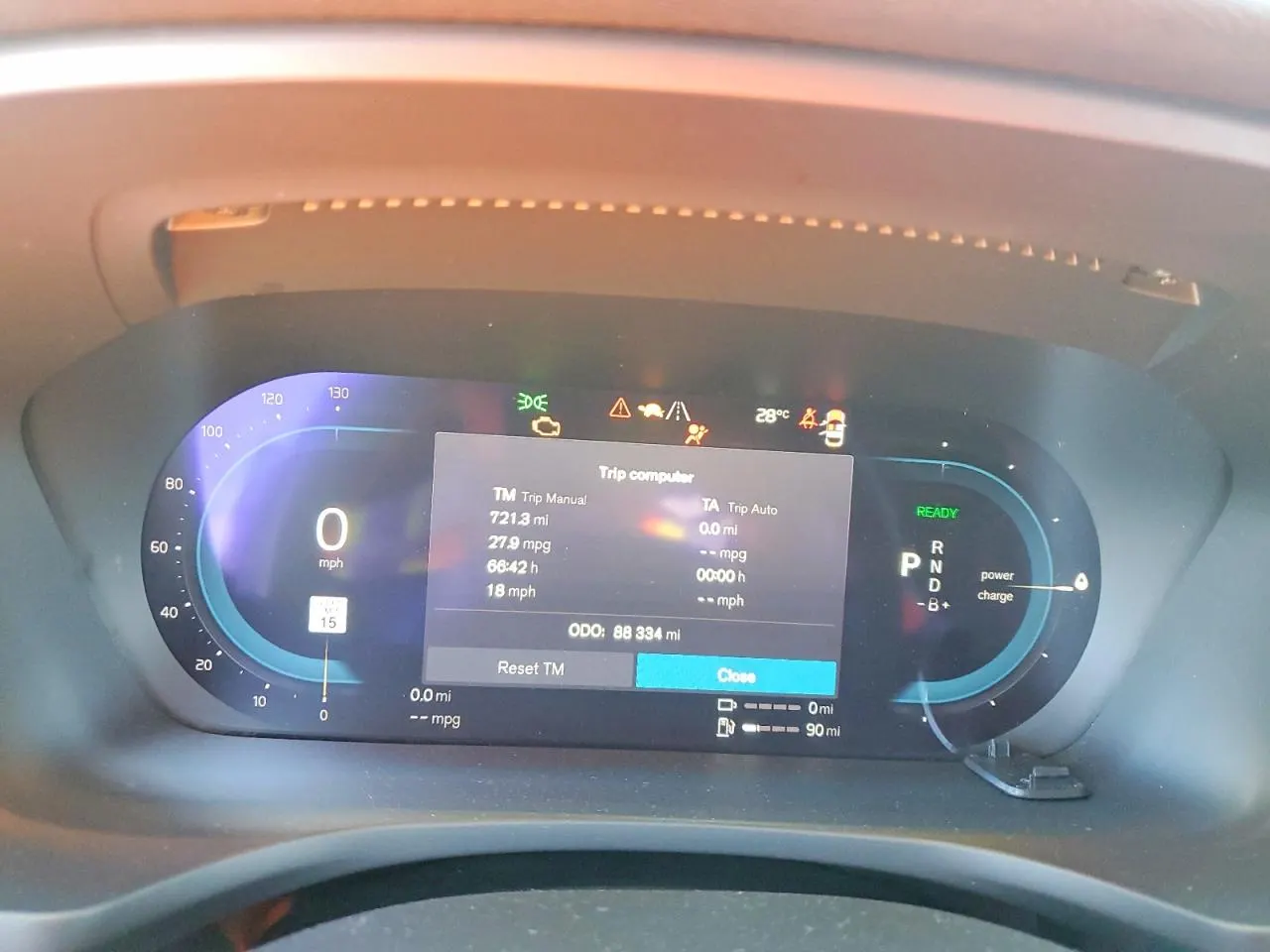 2024 Volvo S60 Recharge Plug-In Hybrid Plus Black Edition