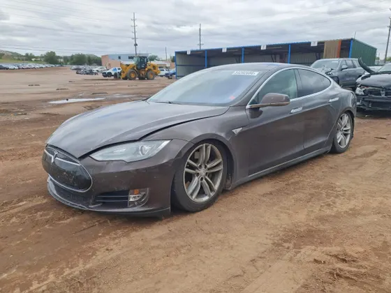 2012 Tesla Model S Performance