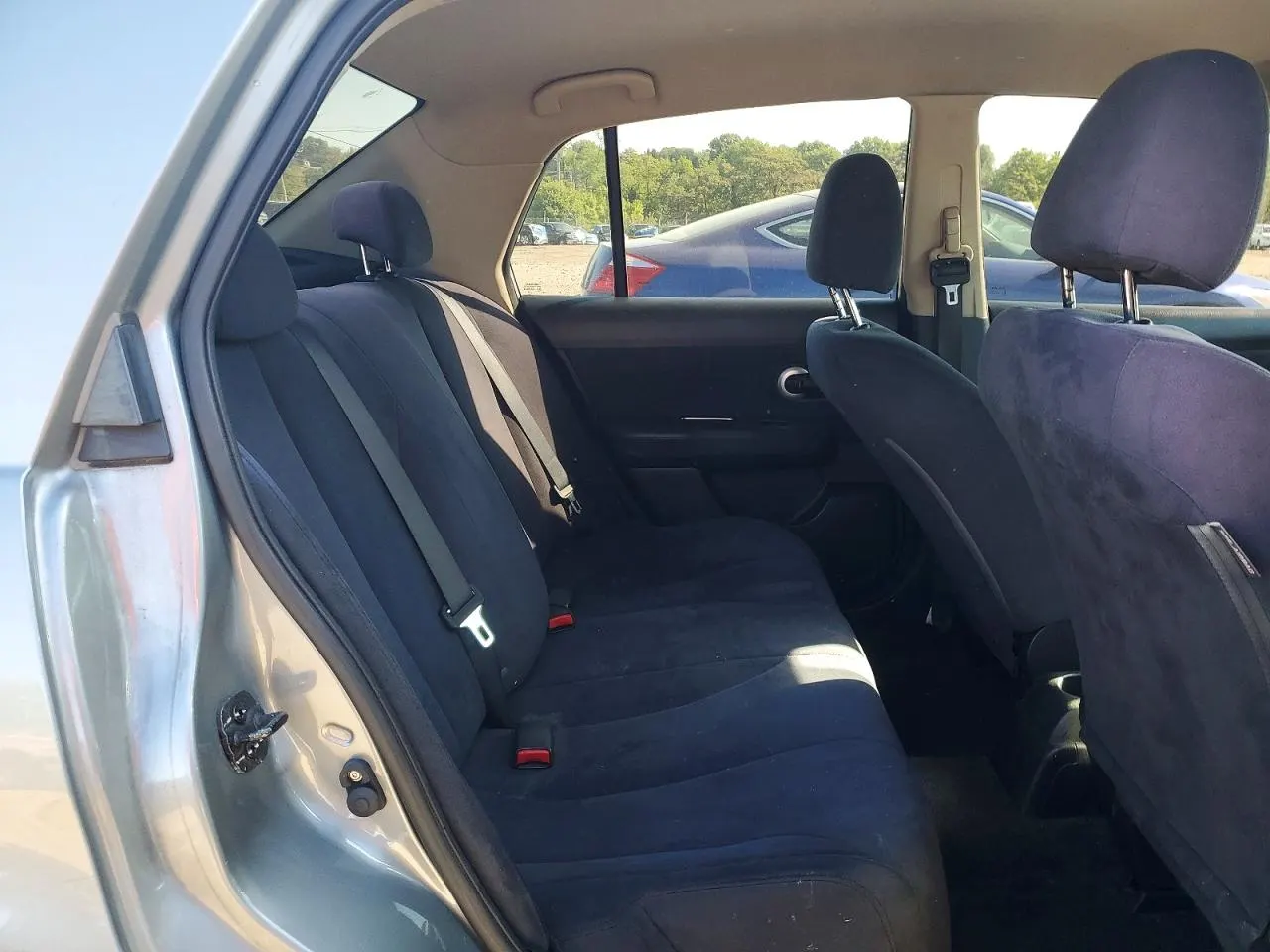 2008 Nissan Versa 1.8 S