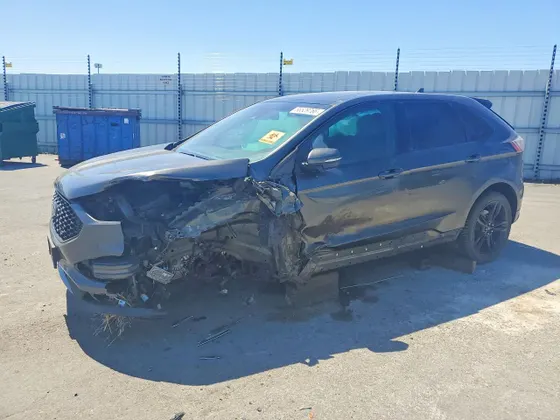 2019 Ford Edge ST