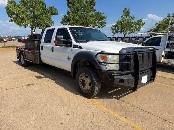 2015 Ford Super Duty F-550 DRW LARIAT