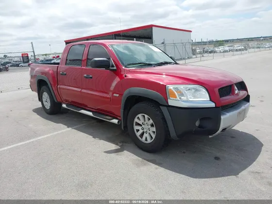 2006 Mitsubishi Raider DURO CROSS V6