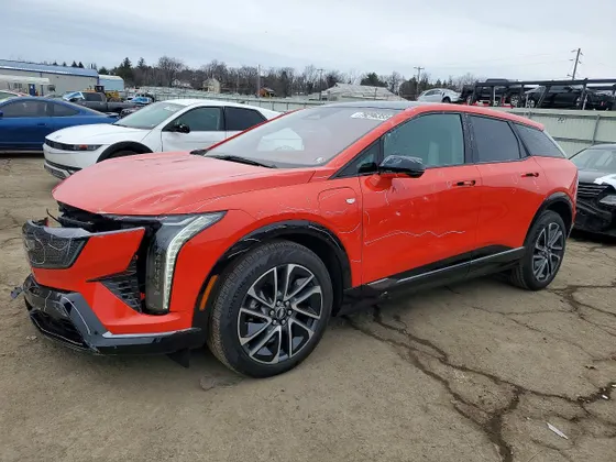 2025 Cadillac OPTIQ Sport
