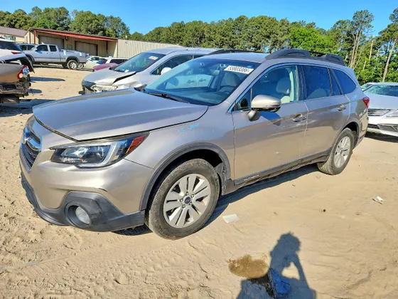 2018 Subaru Outback Premium
