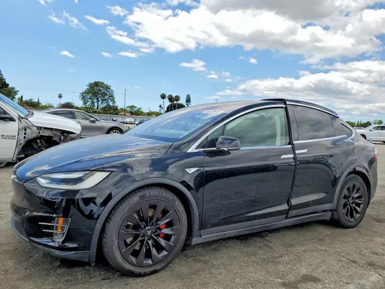 2016 Tesla Model X 70D