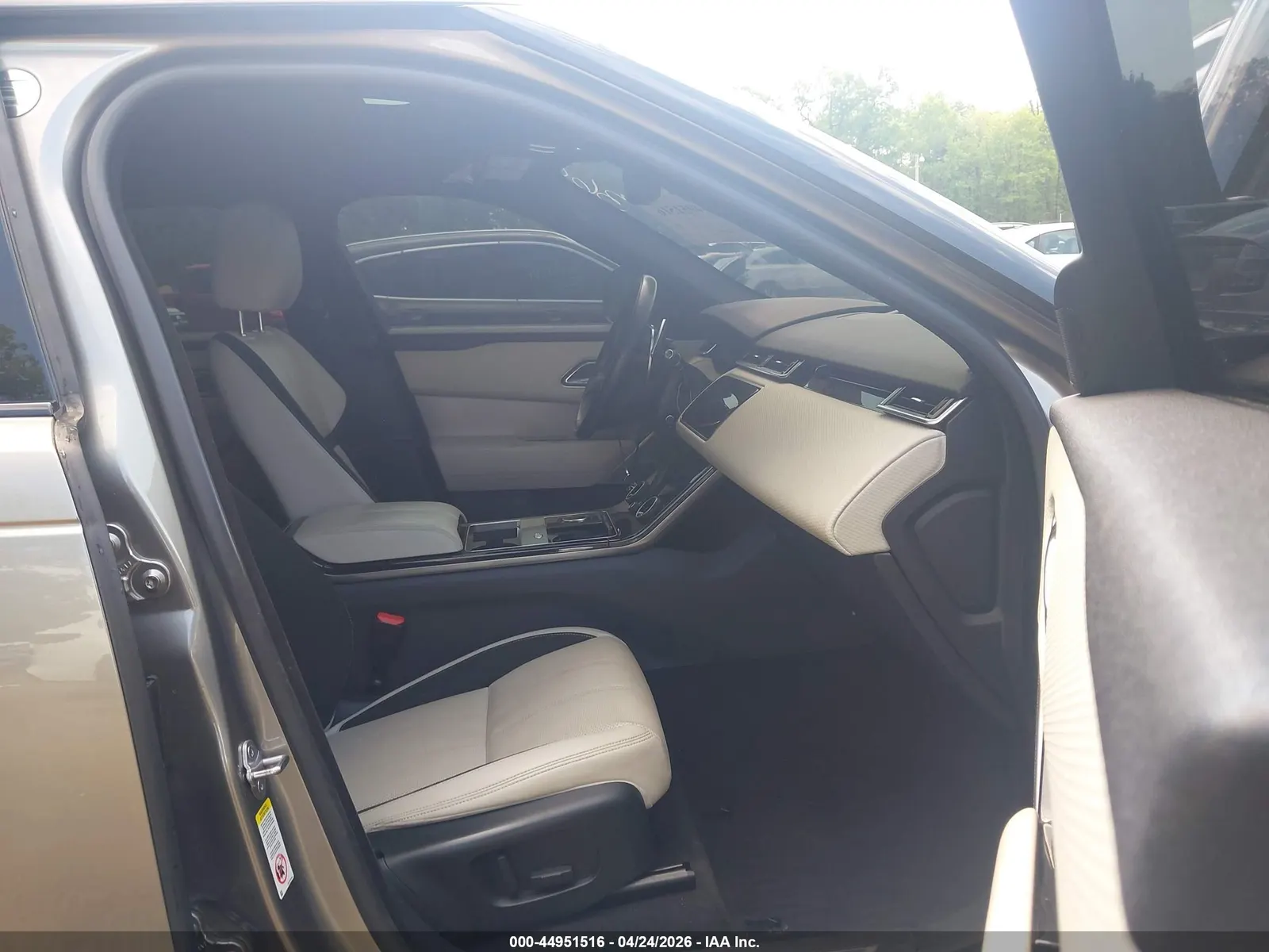 2018 Land Rover Range Rover Velar R-Dynamic SE